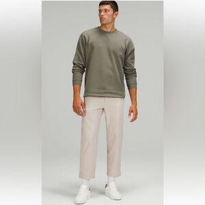Lululemon‎ ABC Men’s Relaxed Cropped Utilitech Fit Pant. Size 36’. Cropped 27’